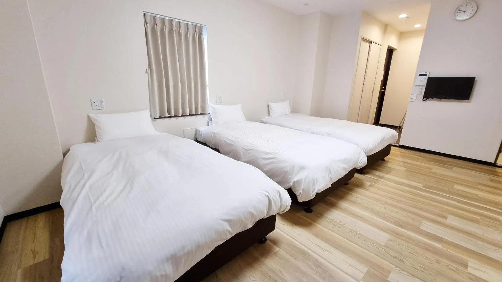 Kyu Kyu Hotel Tokyo 2*,  Japan